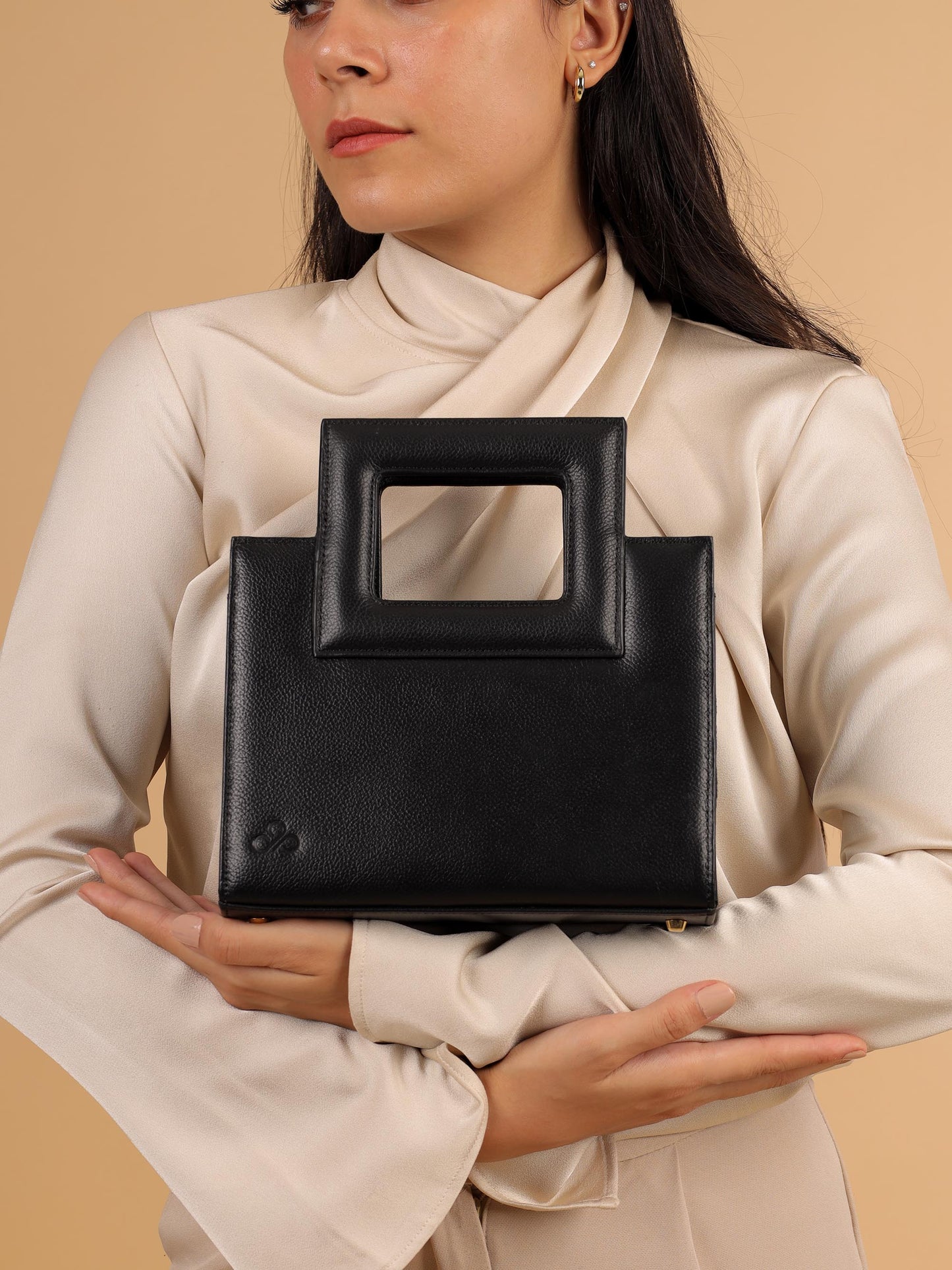 Charme New Edition Black